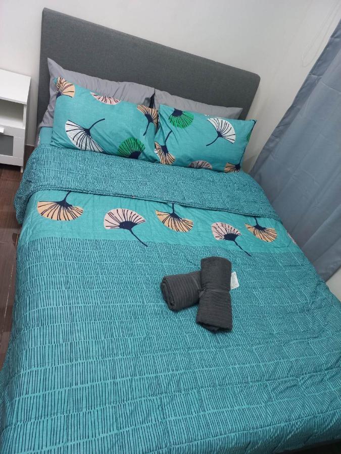 Air Residences Deluxe Apartment